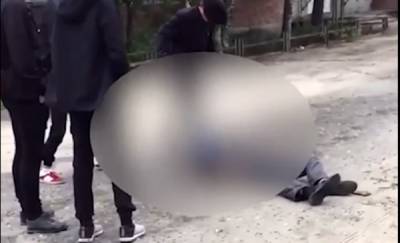 В Югре жестоко избили лежащего на земле подростка - news.megatyumen.ru - Югра - Советский