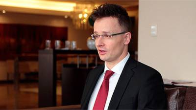 Петер Сийярто - Венгерский министр хочет, чтобы Украина разрешила госуправление на языках меньшинств - bin.ua - Венгрия