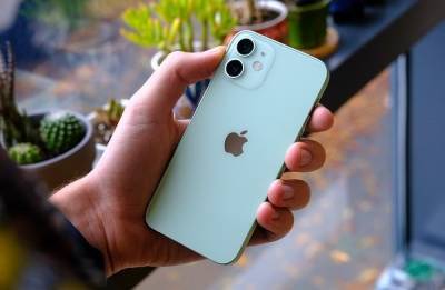 Apple безвременно «убила» уникальный и самый дешевый iPhone - cnews.ru