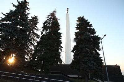 Ульяновцы почтили память павших участников ВОВ, впереди – минута молчания - ulpravda.ru - Ульяновск