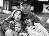 Instagram-звіт: Дженніфер Лопес, Різ Візерспун та інші поділились рідкісними сімейними фото на честь Дня батька - skuke.net - місто Вікторія