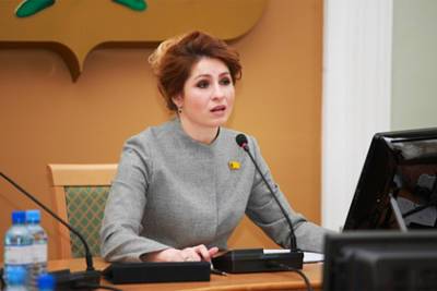 Юлия Рокотянская - Председатель Рязанской гордумы назвала «праздником» день начала войны - lenta.ru - Рязань