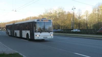 Общественный транспорт Петербурга полностью обеспечат кондиционерами в 2028 году - delovoe.tv - Ленинградская обл. - Санкт-Петербург