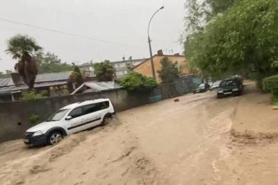 Вода, затопившая Ялту, вернулась в русла рек - mk.ru - Крым - Керчь