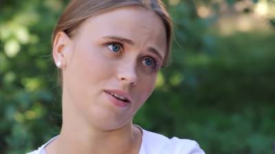 Анна Кошмал - Звезда «Сватов» Анна Кошмал показала свою любимую позу и сделала признание: «Лучшее, что случалось с моим телом…» - ukrainianwall.com