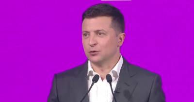 Владимир Зеленский - Зеленский анонсировал обязательные медосмотры для украинцев в возрасте 55+ - dsnews.ua