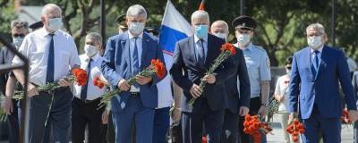 Александр Гусев - Александр Гусев возложил цветы к могиле Неизвестного солдата - runews24.ru - Воронеж - Воронежская обл.