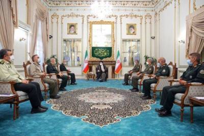 Ибрагим Раиси - Раиси - Избранный президент Раиси обсудил с генералитетом построение сильного Ирана - eadaily.com - Иран