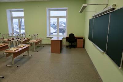 Алексей Текслер - Власти рассказали, когда сдадут школу и детсад, на которые жаловались Текслеру - znak.com - Челябинская обл. - Еманжелинск