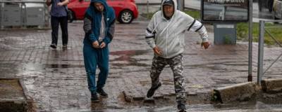 В Новосибирск нагрянул ливень - runews24.ru - Новосибирск