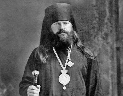Иосиф Сталин - Никита Хрущев - Митрополит Николай: что сделал КГБ с «духовником» Сталина - russian7.ru