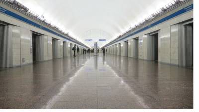 Стала известна причина закрытия станции метро "Парнас" - piter.tv - Санкт-Петербург