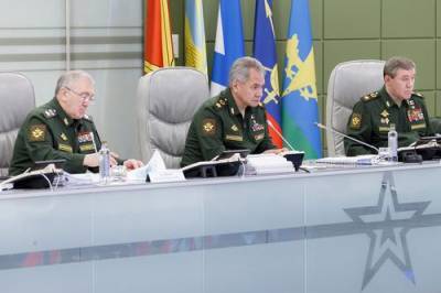 Сергей Шойгу - Путин - Шойгу поставил задачи по борьбе с паводком в Крыму, Булгакову поручено руководство на месте - argumenti.ru - Крым