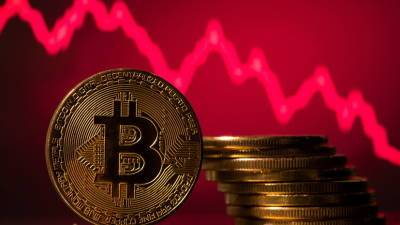 Контроль над монетой: курс биткоина упал ниже $30 тысяч впервые с января - russian.rt.com