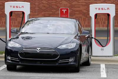 Илон Маск - Tesla «зарядила» Великий шелковый путь - lenta.ru - Лондон - Шанхай
