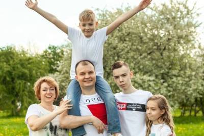 Татьяна Голикова - Фарид Мухаметшин - Ирина Волынец - Антон Котяков - Главу Минтруда попросили ввести «многодетный капитал» - vm.ru - респ. Татарстан
