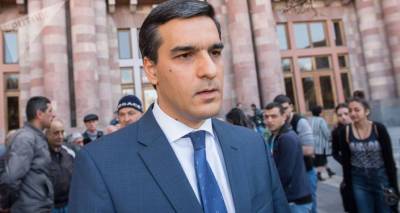 Арман Татоян - Армен Геворкян - Омбудсмен Армении направит запрос в генпрокуратуру по поводу избиения главы общины Одзун - ru.armeniasputnik.am