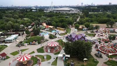 Парк «Сказка» возобновляет работу аттракционов - iz.ru - Москва