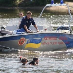 В Киевском водохранилище нашли тело пропавшего ребенка, поиски отца продолжаются - reporter-ua.com - район Вышгородский