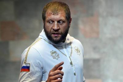 Станислав Черчесов - Александр Головин - Александр Емельяненко - Александр Емельяненко прокомментировал вылет сборной России с Евро - lenta.ru - Дания