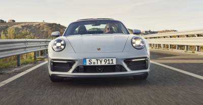 Porsche - Porsche представила новые версии модели Porsche 911 2022 года - avtonovostidnya.ru