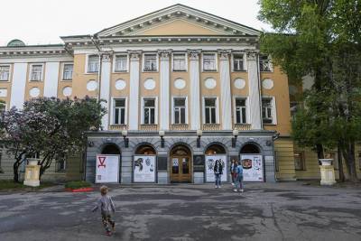 Музей декоративного искусства пригласил москвичей на бесплатные экскурсии - vm.ru