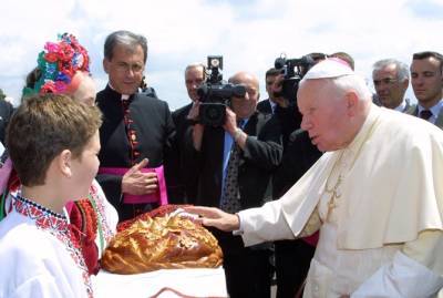 Иоанн Павел II (Ii) - Кучма о 20-летии визита Иоанна Павла II в Украину: Он планировался не для того, чтобы "подразнить Россию" - kp.ua