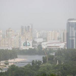 Украину накрывает пыльная буря: названы причины. Видео - reporter-ua.com