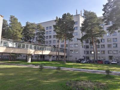 Из окна новосибирской горбольницы №1 выпал пациент-сердечник - runews24.ru - Новосибирск - Новосибирская обл.