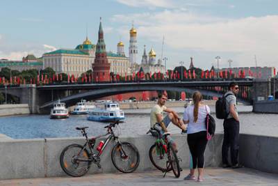Дмитрий Песков - Сергей Собянин - Кремль отверг планы вводить локдаун на федеральном уровне - lenta.ru - Москва