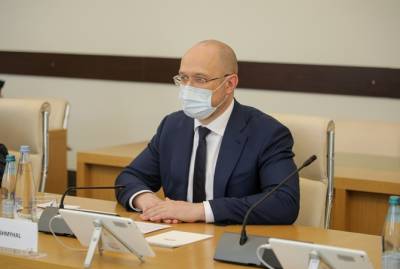 Денис Шмыгаль - Кабмин одобрил е-билеты в городских автобусах и электричках - kp.ua