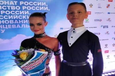 Три пары юных танцоров из Брянска вышли в финал Sochi Open - mk.ru - Sochi - Брянск