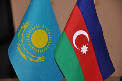 Мухтар Тлеуберди - Али Асадов - Казахстан предложил азербайджанскому бизнесу участие в создании сети оптово-распределительных центров - trend.az - Казахстан - Азербайджан - Баку