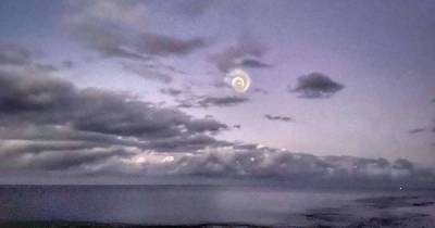 Диво дивное. В небе над Тихим океаном была замечена загадочная спираль (видео) - focus.ua - Норвегия - Вануату - Новая Каледония - Ракеты