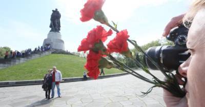 Владимир Путин - Штайнмайер Франк-Вальтер - Норберт Реттген - 22 июня 1941 года. Как этот день вспоминают в Германии - rus.delfi.lv - Латвия