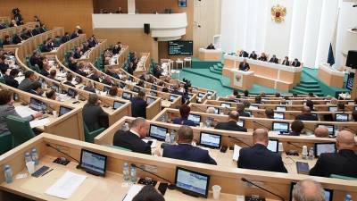 Совфед одобрил закон о запрете на участие в нежелательных НПО за рубежом - iz.ru
