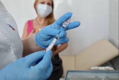 В Курской области темпы вакцинации от COVID-19 увеличились в два раза - chr.mk.ru - Курская обл.