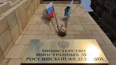 Алексей Навальный - Мария Захарова - В МИДе заявили об отсутствии ответа из ФРГ по 8 обращениям по Навальному - iz.ru - Берлин