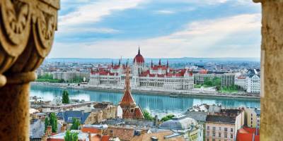 Еврокомиссия готовит санкции против Венгрии из-за "позорного" закона о ЛГБТ - ruposters.ru - Венгрия - Будапешт - Брюссель - Ляйен