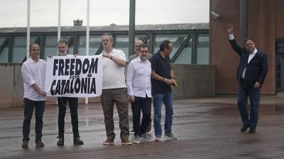 Педро Санчес - Каталонские сепаратисты вышли на свободу - ru.euronews.com - Москва - Россия - Англия - Германия - Испания - Мадрид - Ляйен - Великобритания