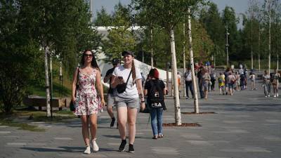 «Оранжевый» уровень опасности из-за жары продлили в Москве до пятницы - iz.ru - Москва - Израиль - Московская обл.