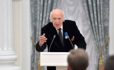 Юрий Гагарин - Умер диктор Виктор Балашов, объявивший о полете в космос Юрия Гагарина - vm.ru