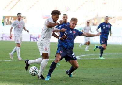 Сборная Испании крупно обыграла команду Словакии - sport.bigmir.net - Испания - Словакия