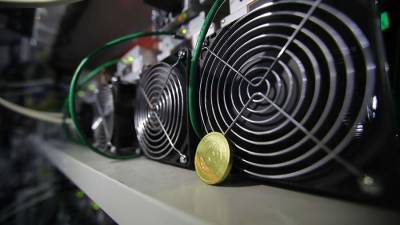 Bloomberg сообщил об исчезновении двух братьев из ЮАР с биткоинами на $3,6 млрд - iz.ru - Юар - Кейптаун