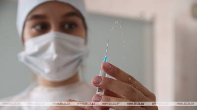 Надим Захави - В Великобритании вакцинация от COVID-19 позволила избежать 14 тыс. смертей - belta.by - Англия - Минск
