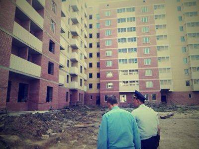 Саратовские чиновники подыграли застройщикам, и появились обманутые дольщики - kasparov.ru - Саратов