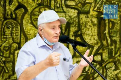В Театре поэзии прошел творческий вечер художника Гамзата Гусейнова - mirmol.ru - Россия - Санкт-Петербург - Махачкала - респ. Дагестан