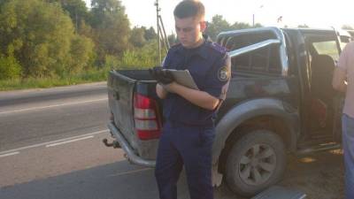 Сотрудники ДПС остановили машину с двумя трупами - vesti.ru - Россия - Тула - Тульская обл.