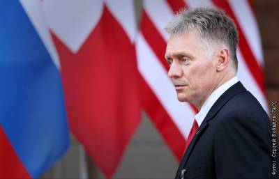 Дмитрий Песков - Сергей Бобылев - Песков заявил, что избегающим вакцинации придется искать новую работу - interfax.ru - Москва - Россия