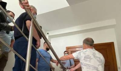 Виктор Медведчук - Ренат Кузьмин - Тарас Козак - По делу Медведчука вновь проходят обыски - hubs.ua - Украина
